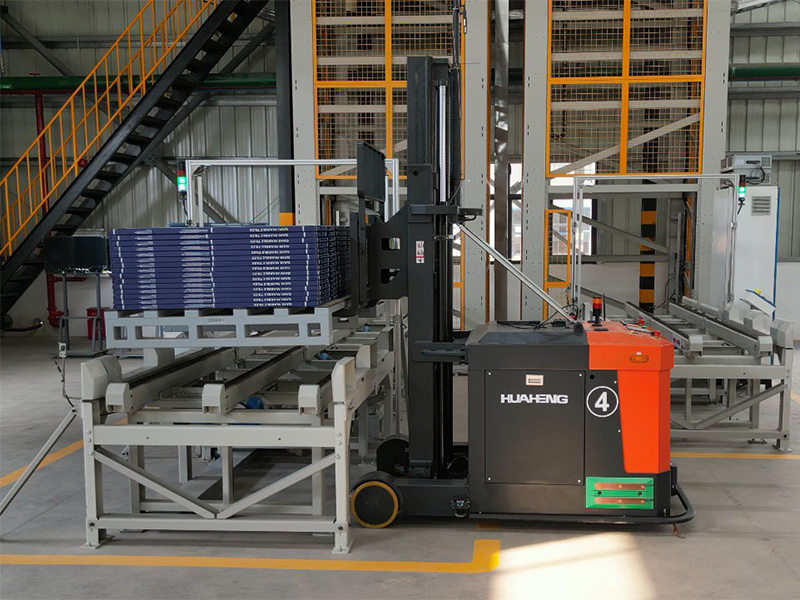 3吨AGV放入入库口