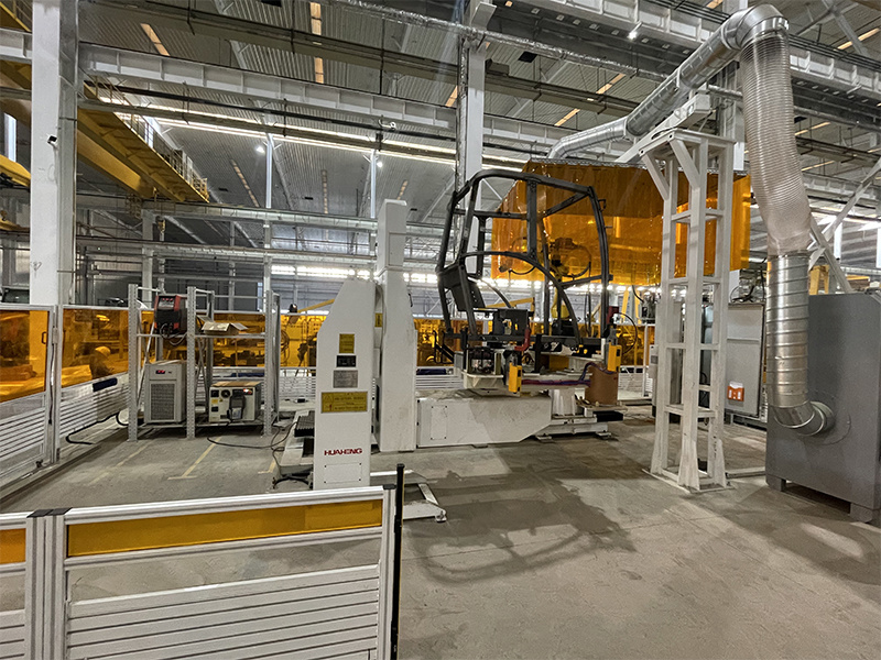 驾驶室总成焊接